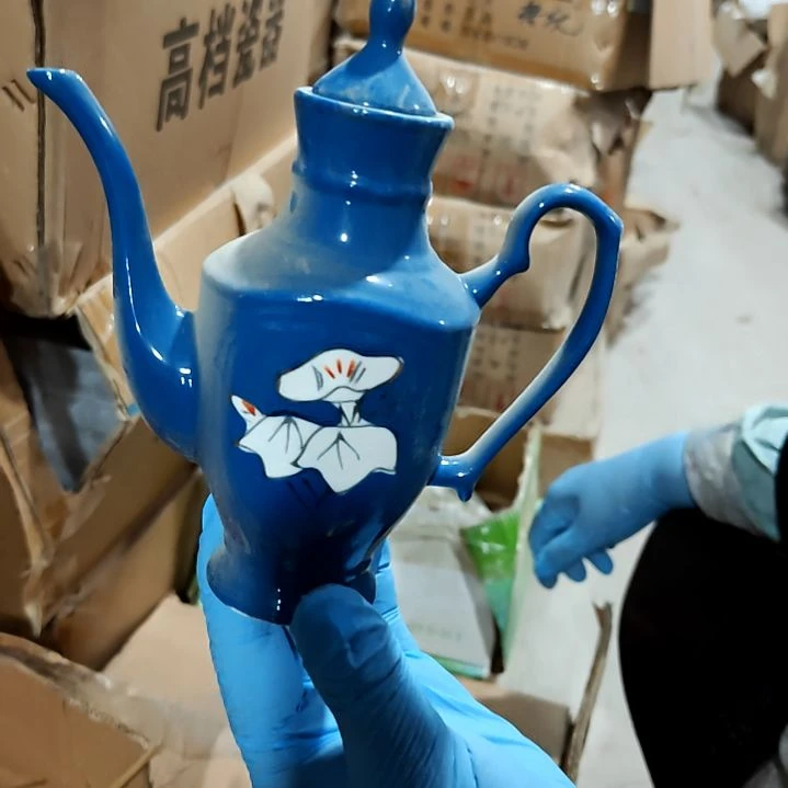 摆件陶瓷盘子碗啥都有