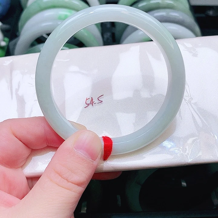 翡翠未镶嵌手镯0373