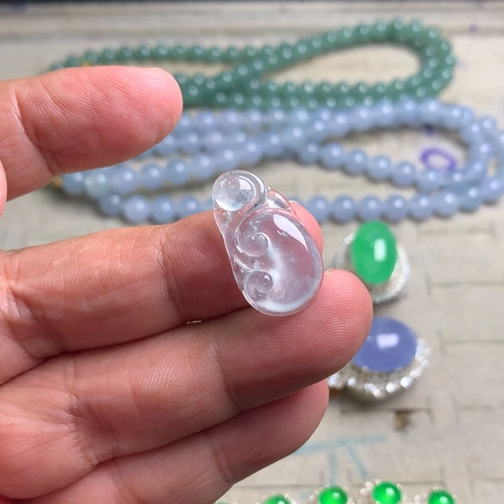 未镶嵌天然定制翡翠