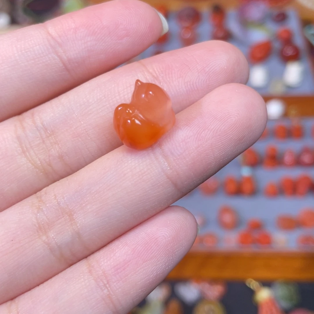 南红玛瑙未镶嵌趴趴猫