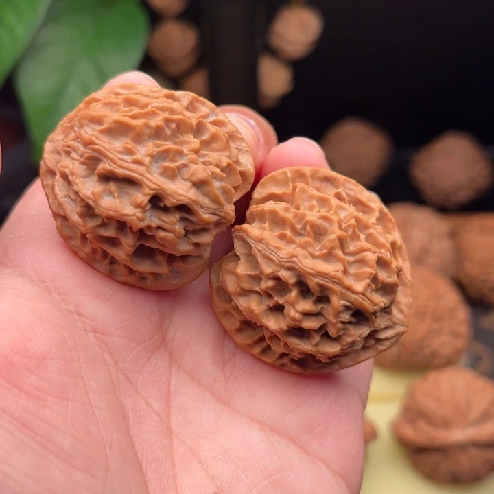 文玩核桃把件36.5全品高装苹果园