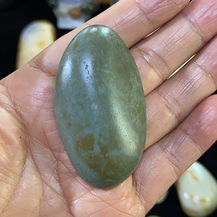 未镶嵌和田玉（糖玉）挂件