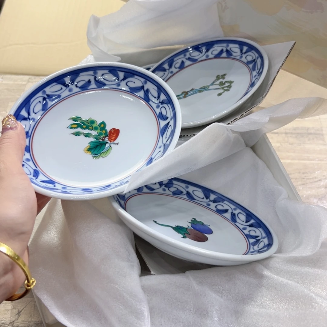 瓷片陶瓷和金属表面涂了