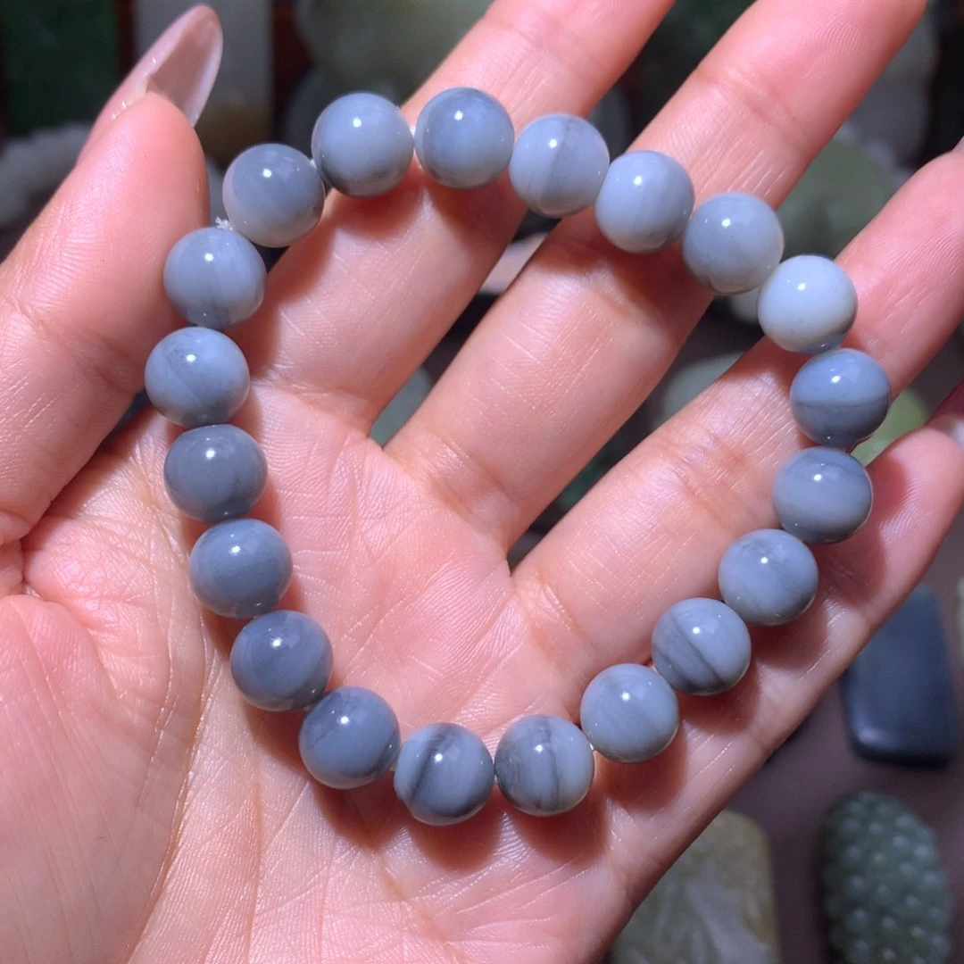 颈饰未镶嵌和田玉想**楚