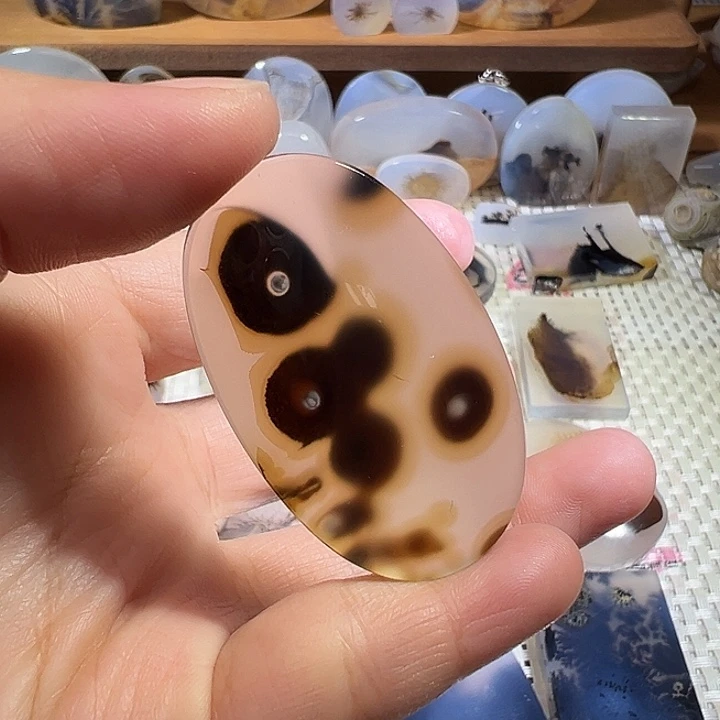 玛瑙/玉髓未镶嵌颈饰