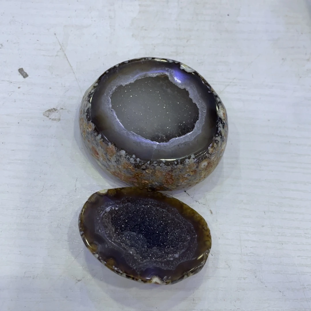 玛瑙/玉髓摆件未镶嵌清**鱼