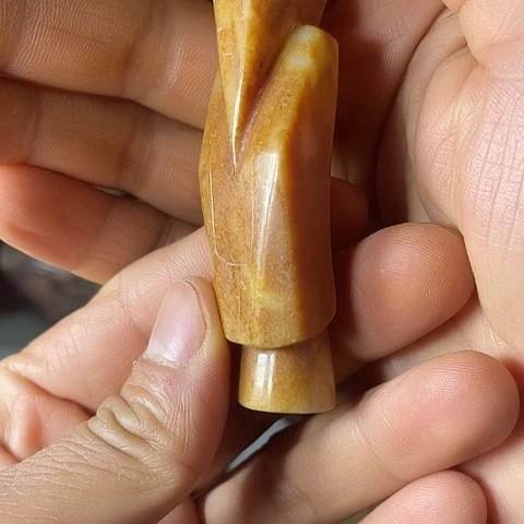 和田玉（糖玉）未镶嵌挂件