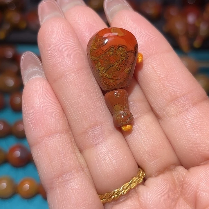 玛瑙/玉髓未镶嵌战国红珠子