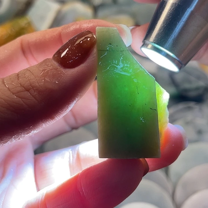 颈饰未镶嵌翡翠1