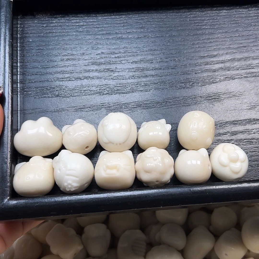 手串菩提根/象牙果瑕疵白混11颗有裂4