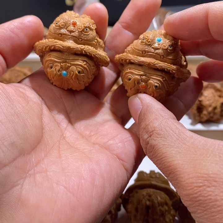 把件文玩核桃纯手工雕刻文玩核桃