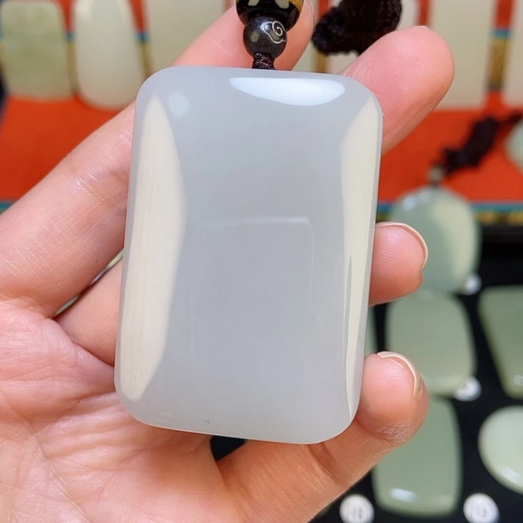 【闪购商品】颈饰未镶嵌和田玉