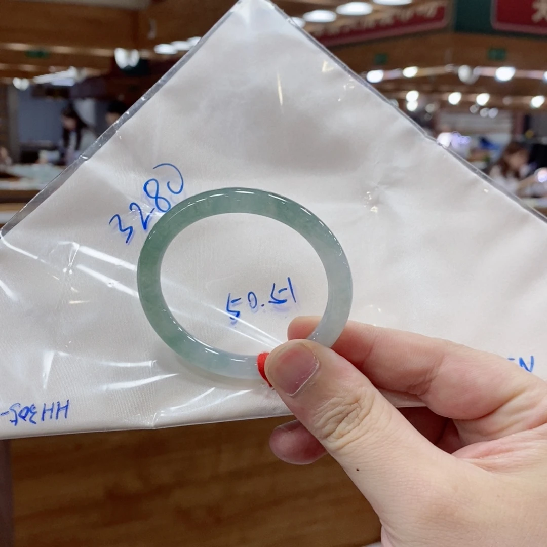 翡翠手镯未镶嵌买断