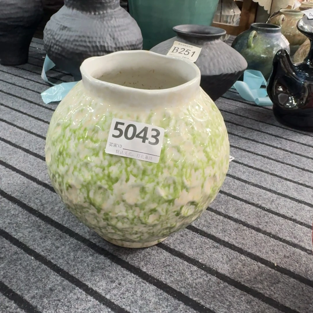 摩***爱摆件景德镇高温花瓶编码5043高28口14默认无孔