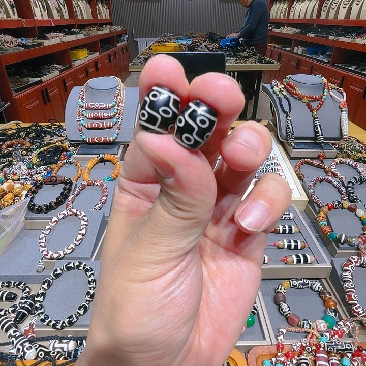 未镶嵌玛瑙/玉髓珠宝奇石