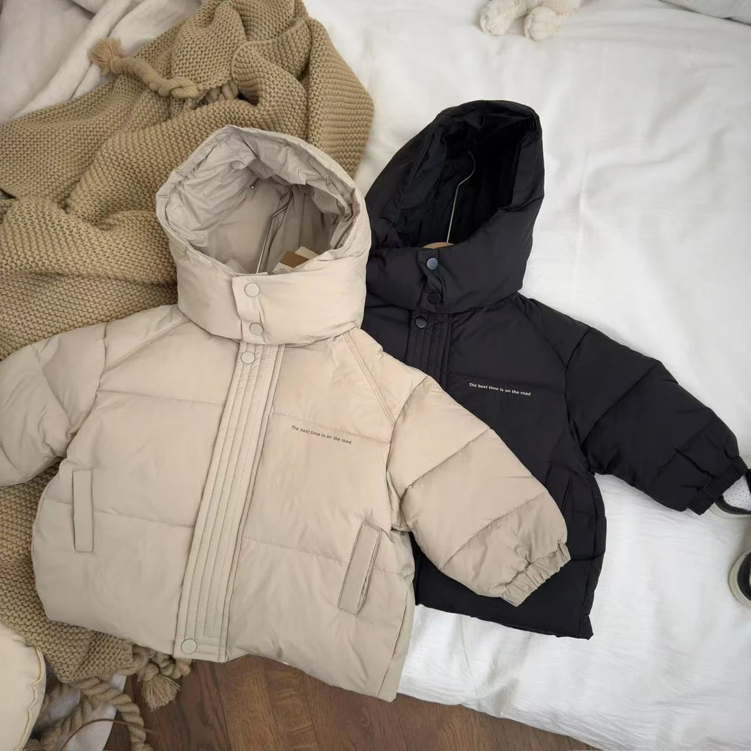 冬季新款韩版潮流中小童字母印花羽绒服 YC-155字母连帽羽绒服