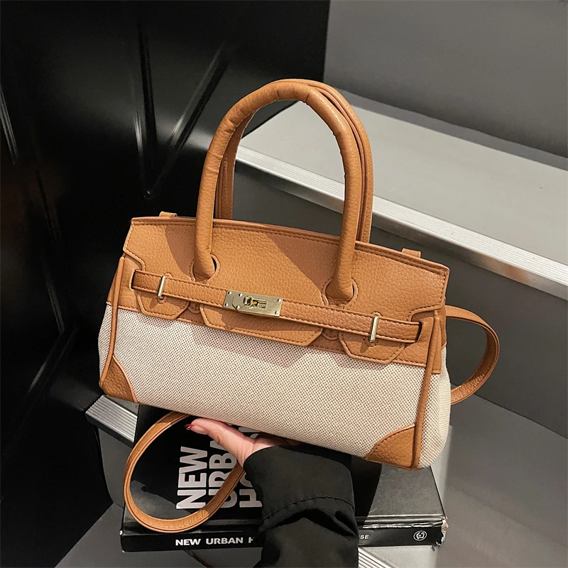 潮流简约2025新款休闲个性经典印花棕色百搭时尚2025年通勤女包