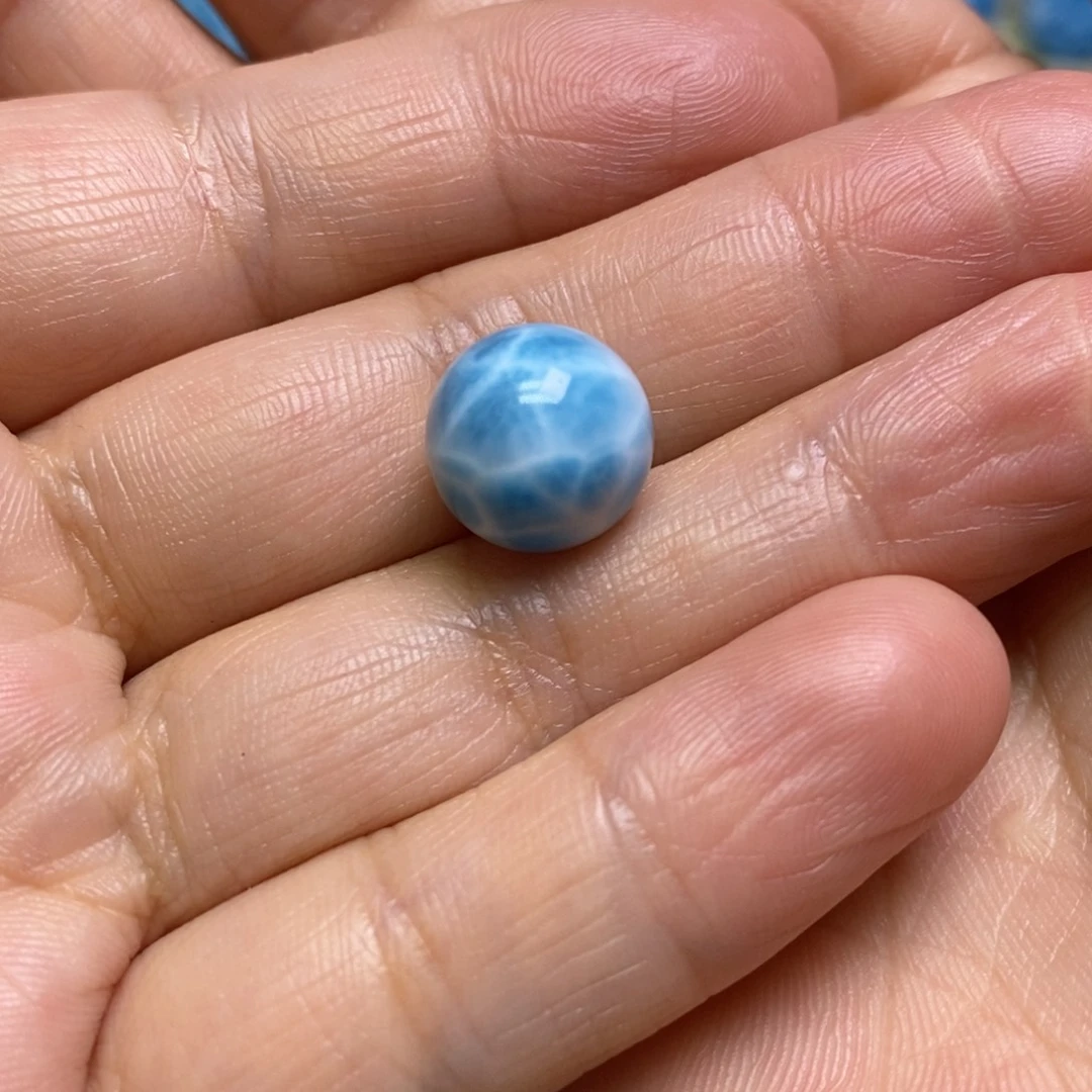 R***x针钠钙石（海纹石）未镶嵌颈饰