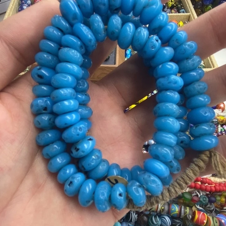 颈饰琉璃破破珠 2