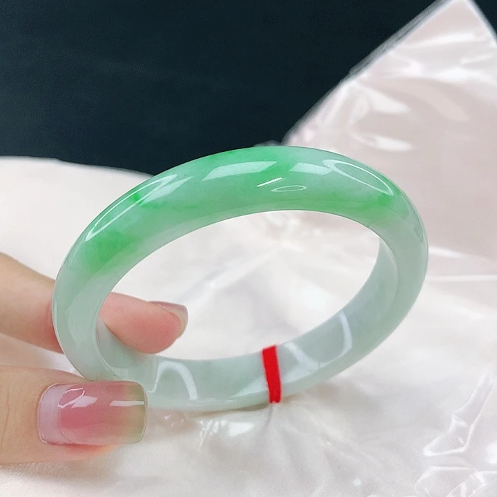 翡翠未镶嵌手镯圈54.8，18065