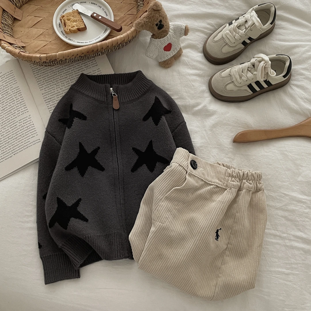 秋冬新款儿童拉链衫男女童芝麻点提花星星洋气百搭休闲外套毛衣