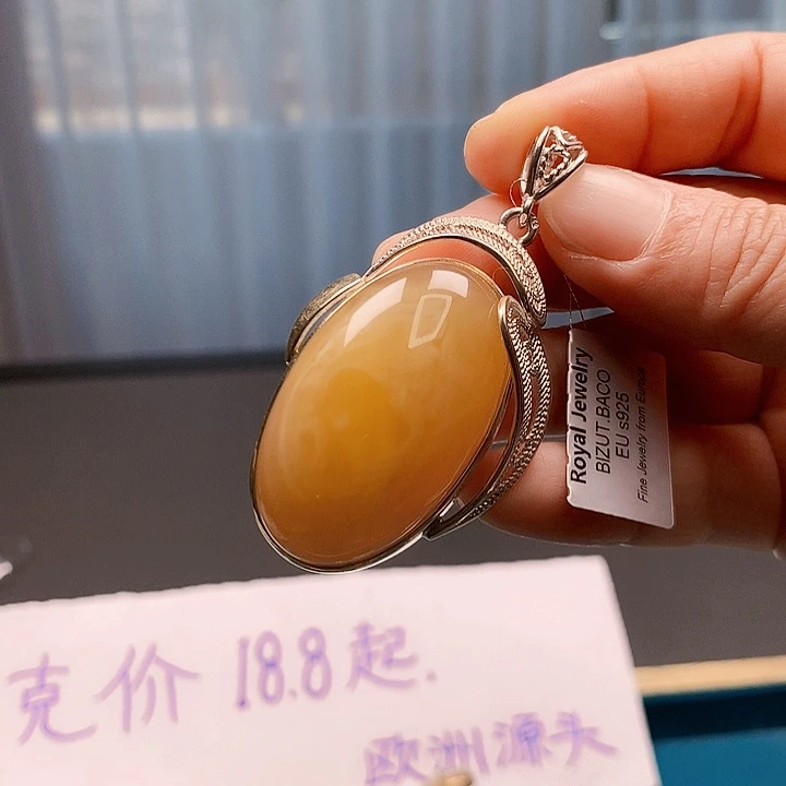 银S925镶嵌颈饰琥珀波兰设计款琥珀蜜蜡