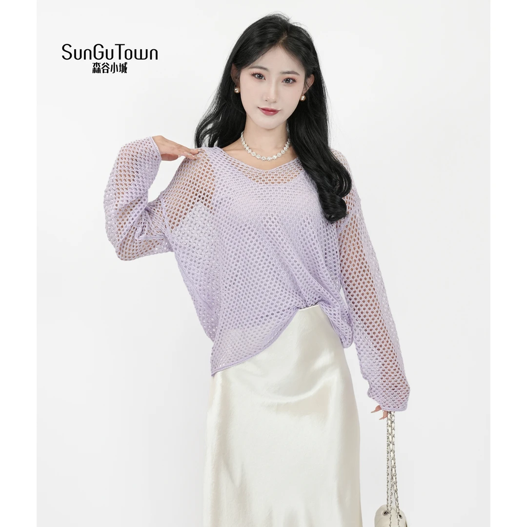 森谷小城秋季设计感宽松V领镂空小衫两件套5BOQ-Y01917