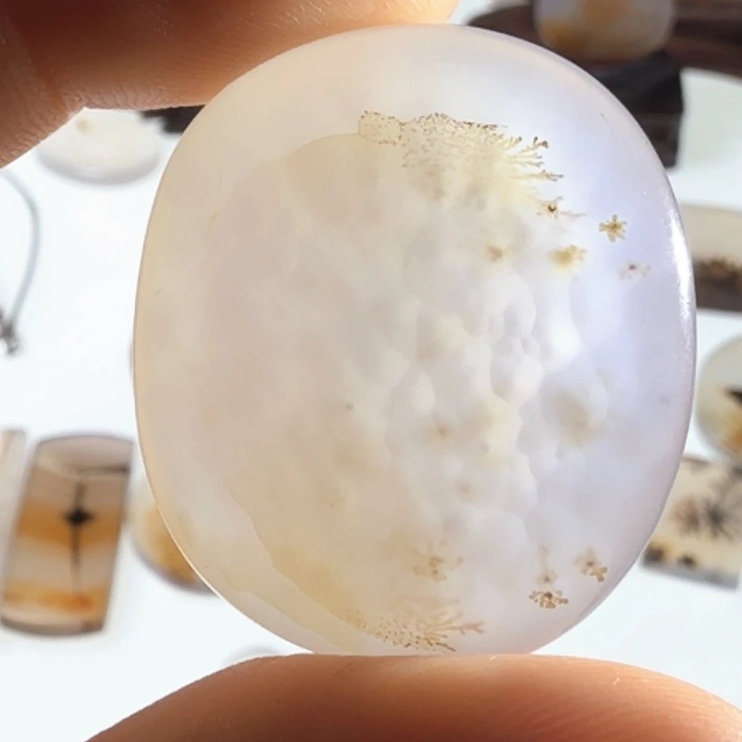 未镶嵌玛瑙/玉髓珠宝半成品