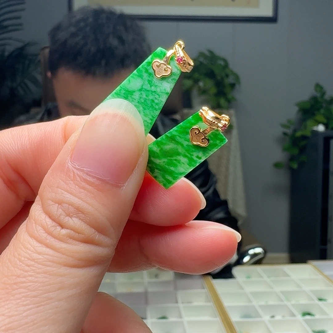 翡翠银S925镶嵌吊坠(不含链)多样性发货其一