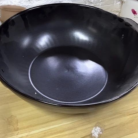 微瑕，明火，口径32，高度6无把手底部有小缺瓷