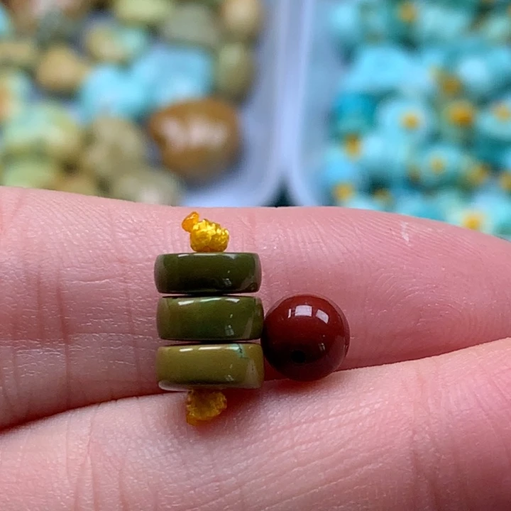 未镶嵌南红玛瑙珠宝奇石