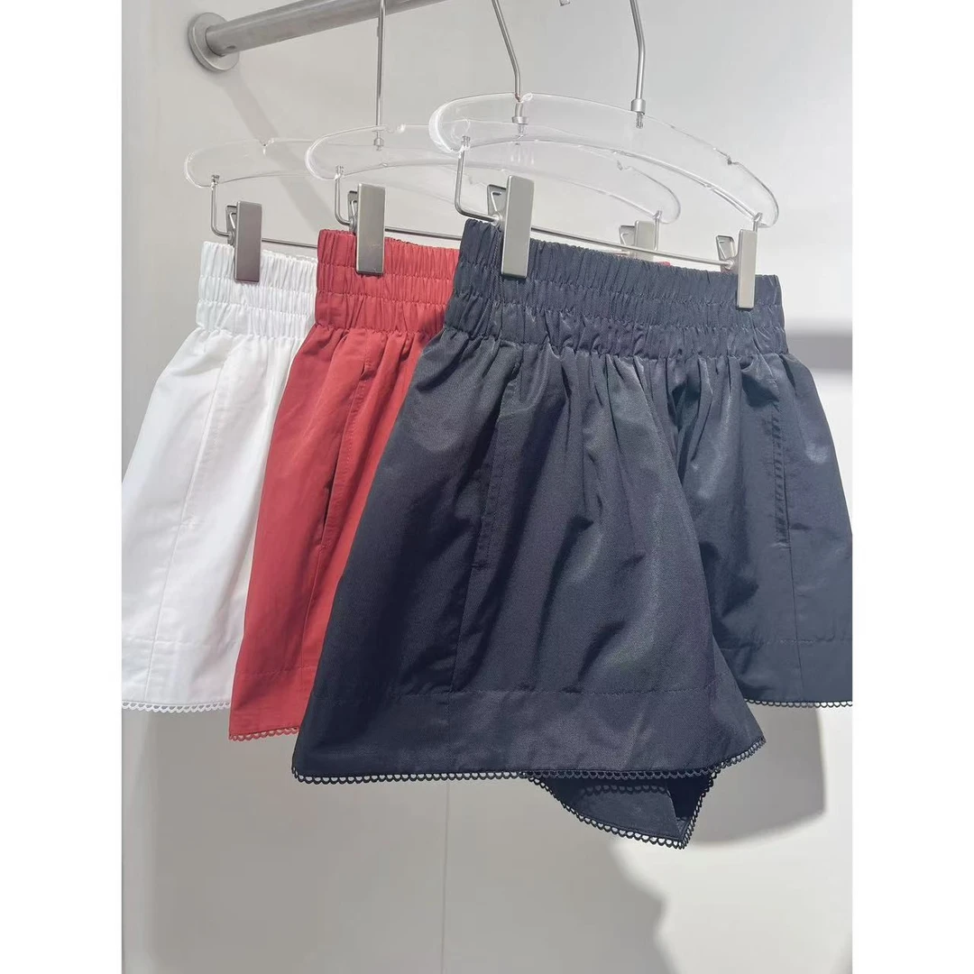 YIYI  2025夏季新品  时尚设计感松紧腰脚边镂空花边休闲短裤