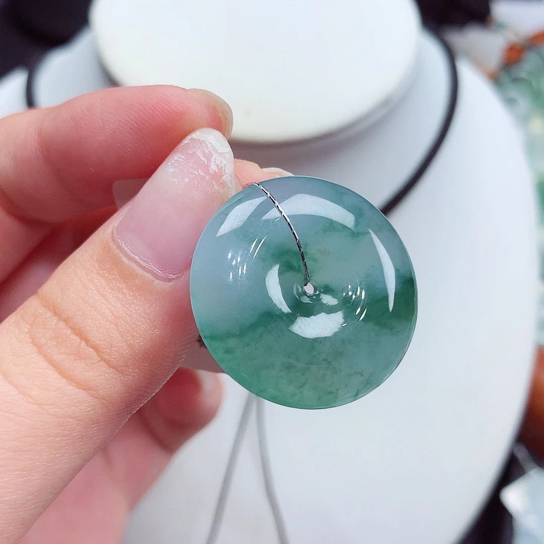 颈饰未镶嵌翡翠翡翠30，25.4/6