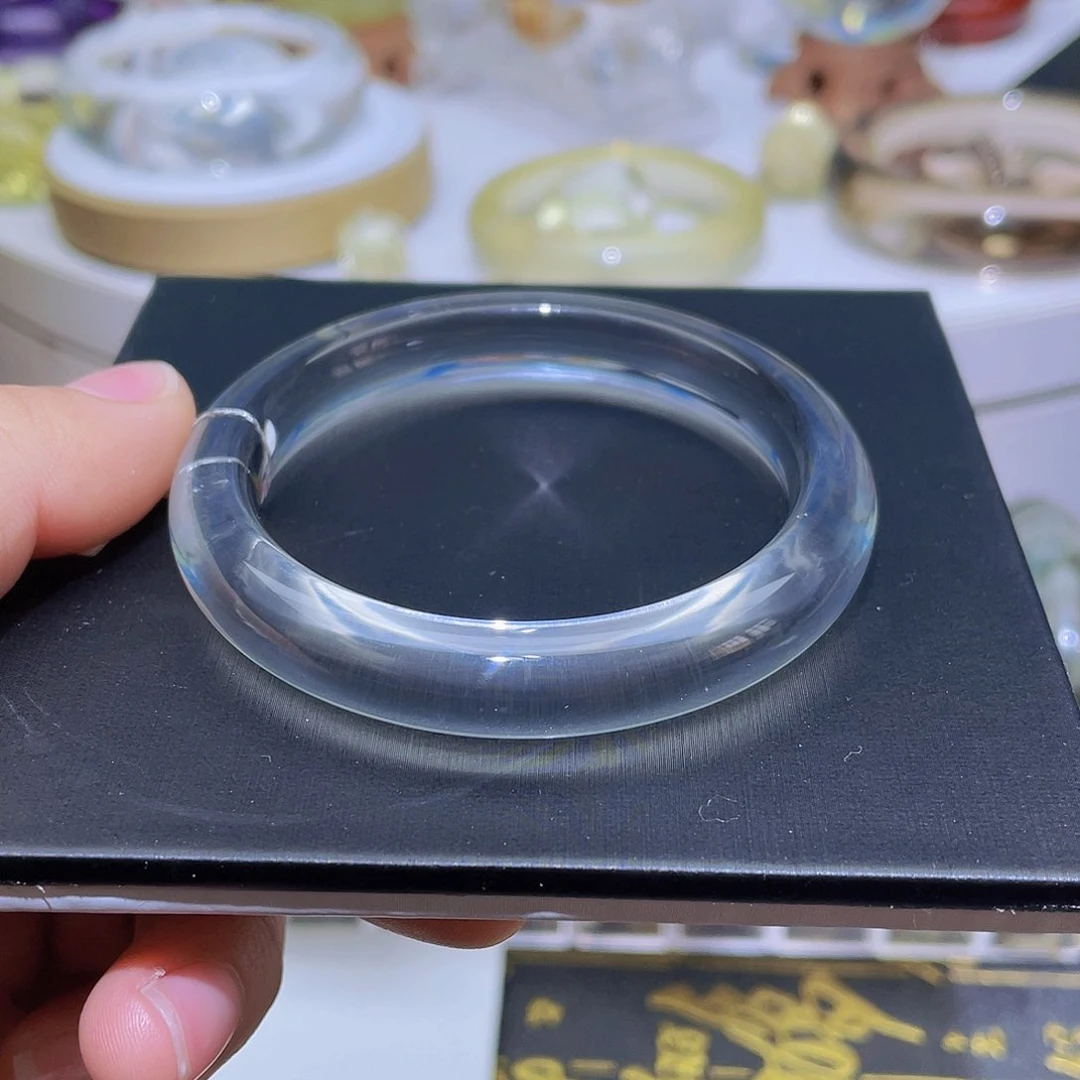 水晶手镯未镶嵌天然纯净体白水晶手镯