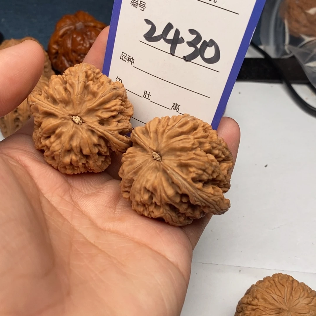 文玩核桃把件2430