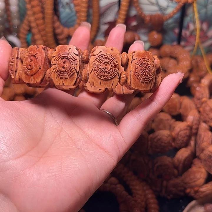 手串桃核四象八卦