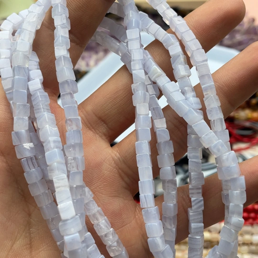 玛瑙/玉髓珠宝半成品未镶嵌一条装卡4mm蓝纹玛瑙直切方糖