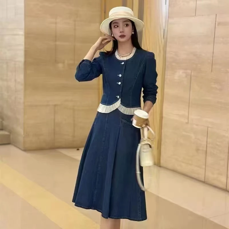 春季女士时尚牛仔套装