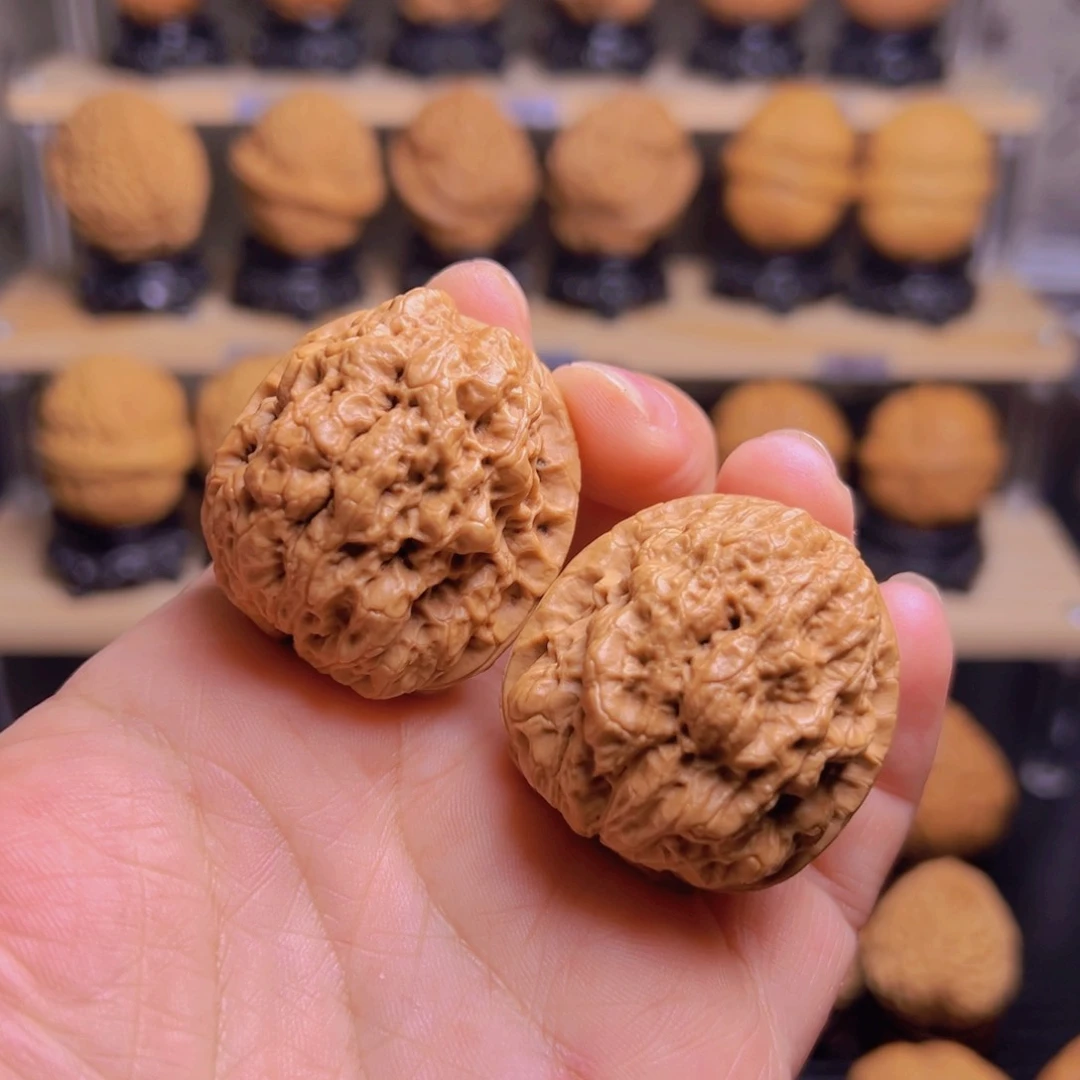 文玩核桃把件28w九龙疙瘩包38尺