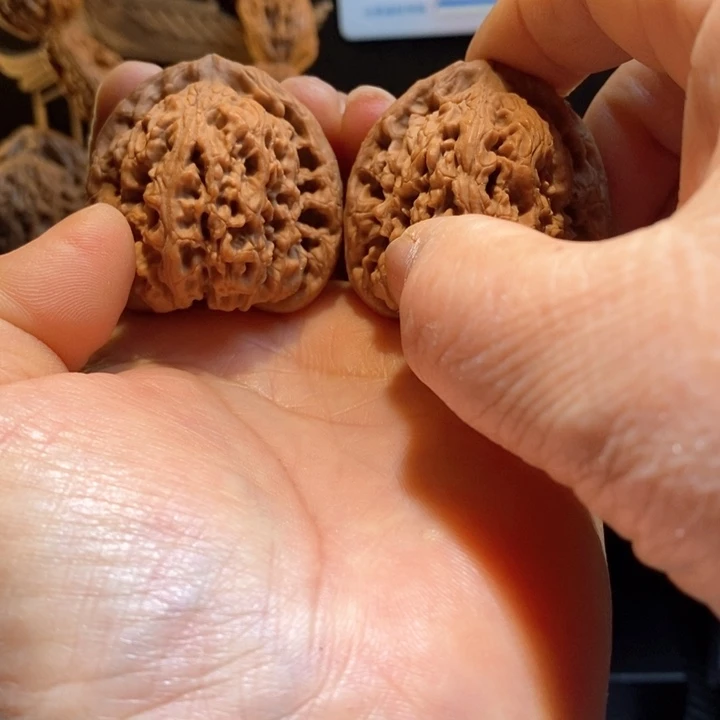 文玩核桃把件仧*?4009号40毕业