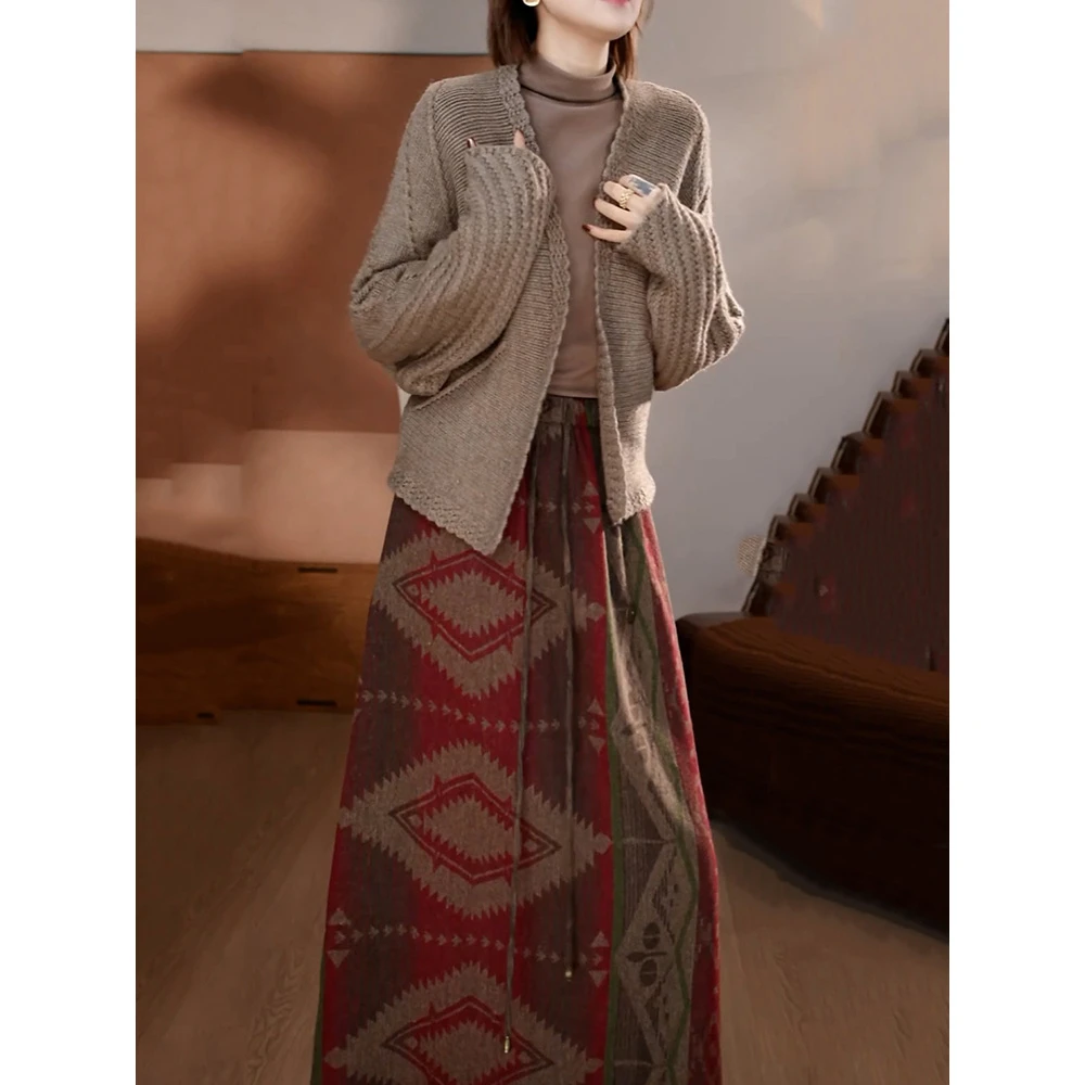 高级感显瘦裙套装2025冬季新款慵懒百搭休闲纯色针织开衫+半身裙