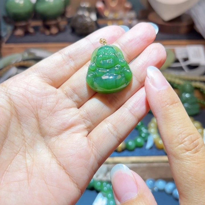 和田玉18K金镶嵌颈饰