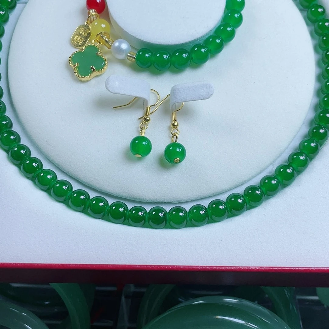 【闪购商品】石英质玉手镯未镶嵌