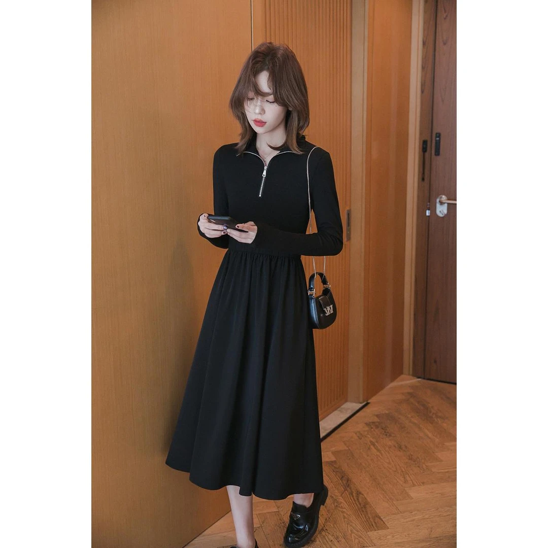 小谷粒秋冬黑色连衣裙高档气质赫本风针织氛围感时尚显瘦裙子