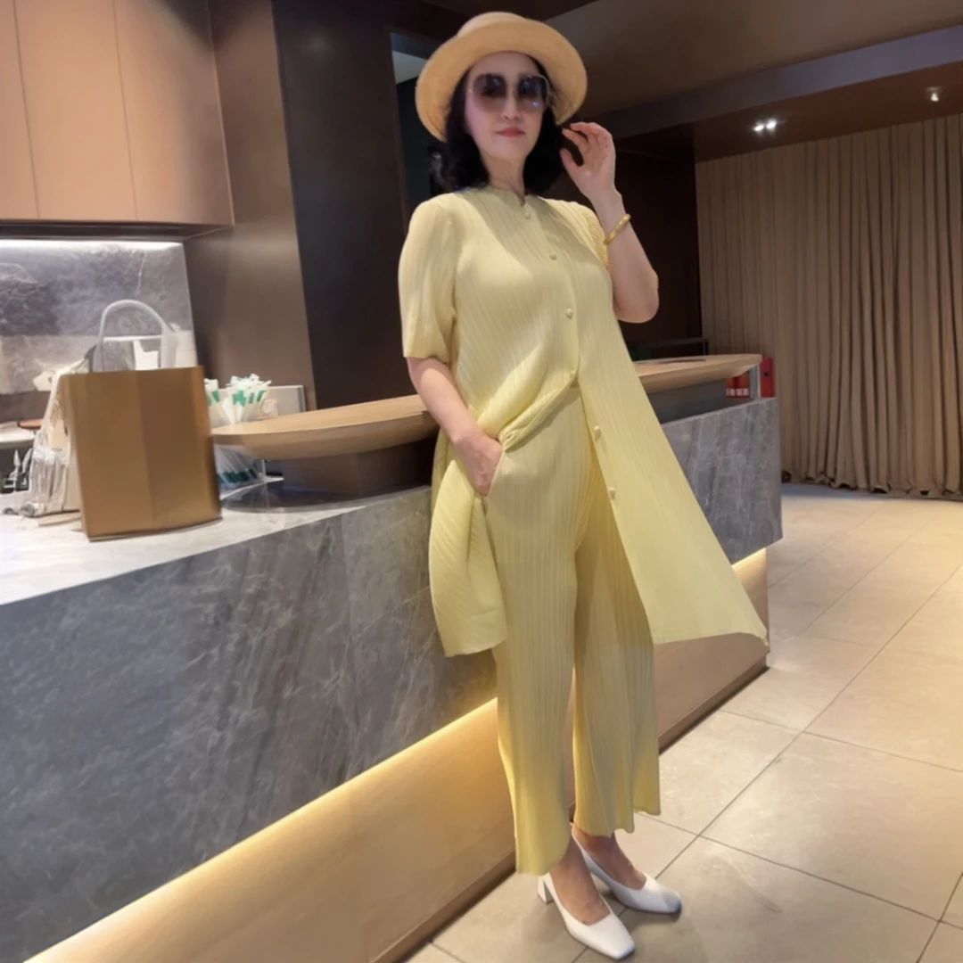 【仙女下凡】2025夏短袖新款大码女装褶皱出行洋气穿搭宽松两件套装
