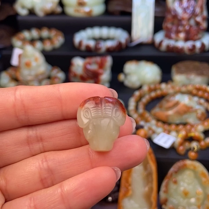 岫岩河磨玉（透闪石质玉）未镶嵌挂件