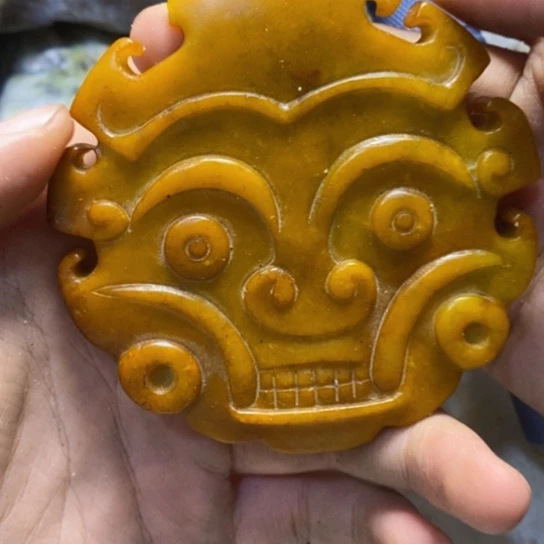 透闪石质玉未镶嵌珠宝半成品