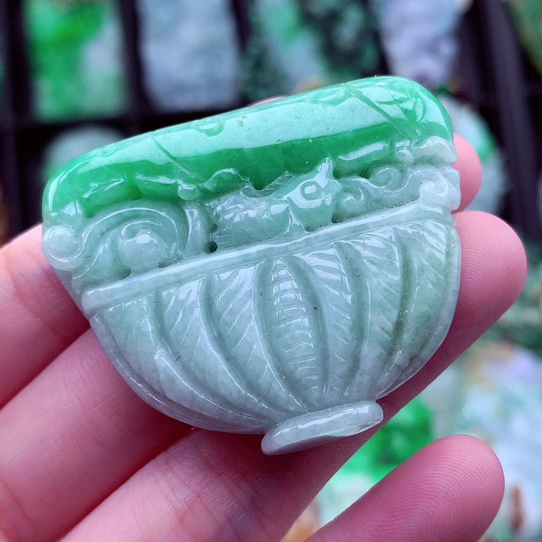 翡翠未镶嵌颈饰天然