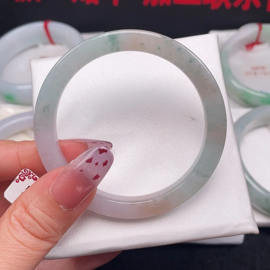 翡翠未镶嵌手镯060