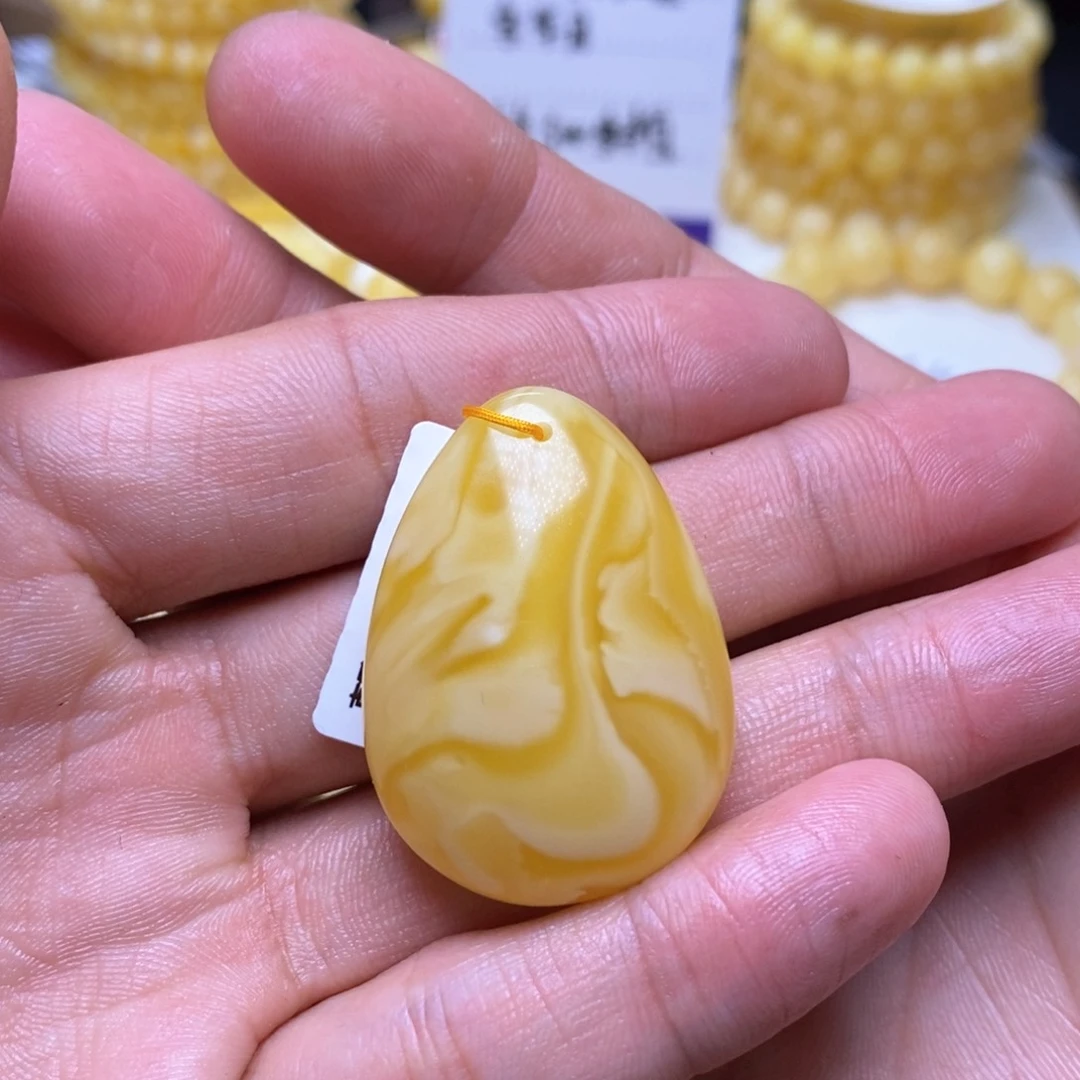 【闪购商品】蜜蜡裸石未镶嵌水滴